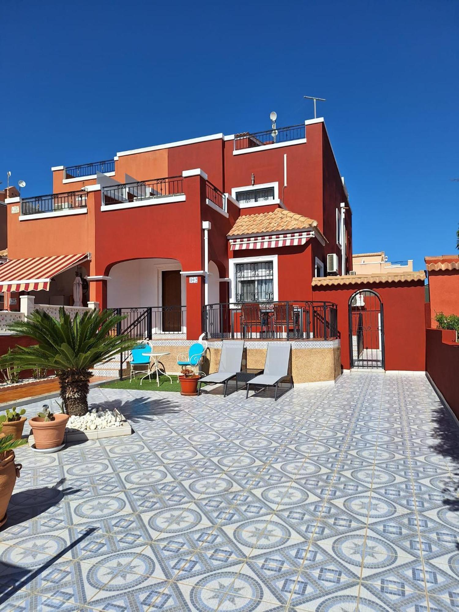 Casa Azul Los Montesinos 阿利坎特 外观 照片